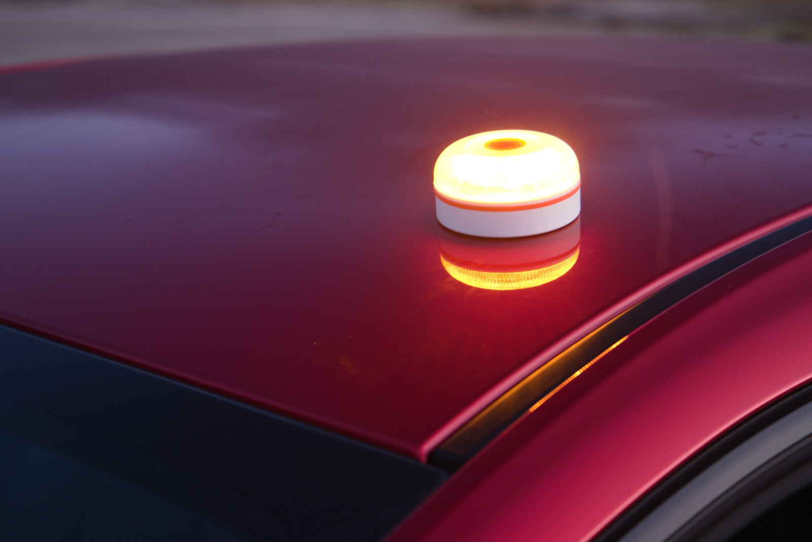 Die richtige Warnleuchte V16 auswählen: Funktionen, Vorteile und Anwendung